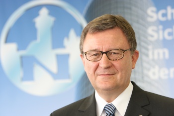 Vorstandsvorsitzender <b>Werner Rupp</b> ist zufrieden mit dem abgelaufenen <b>...</b> - Dr_Werner_Rupp