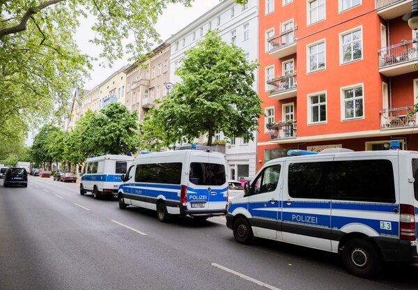 Razzien Gegen Völkische Siedler